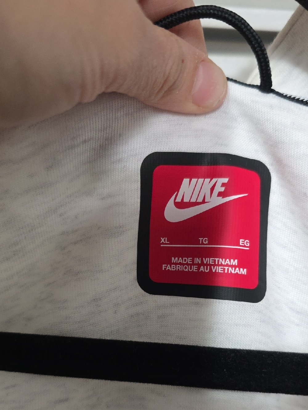 Nike Men's Heather Light Gray Quarter-Zip Pullover with Black Trim - Picture 3 of 4